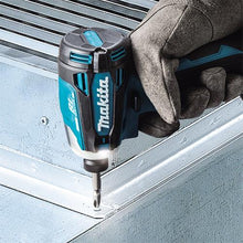 Load image into Gallery viewer, Makita DTD172Z Brushless 18v Impact Driver
